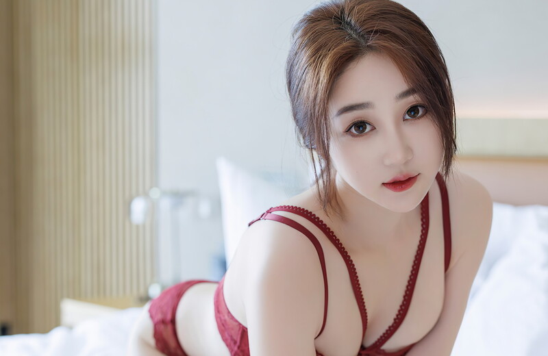 九月生 灰色职业装服饰 娇柔欲滴少女的娇媚感十足 一同感受这淋漓动人姿态[61P/528M]