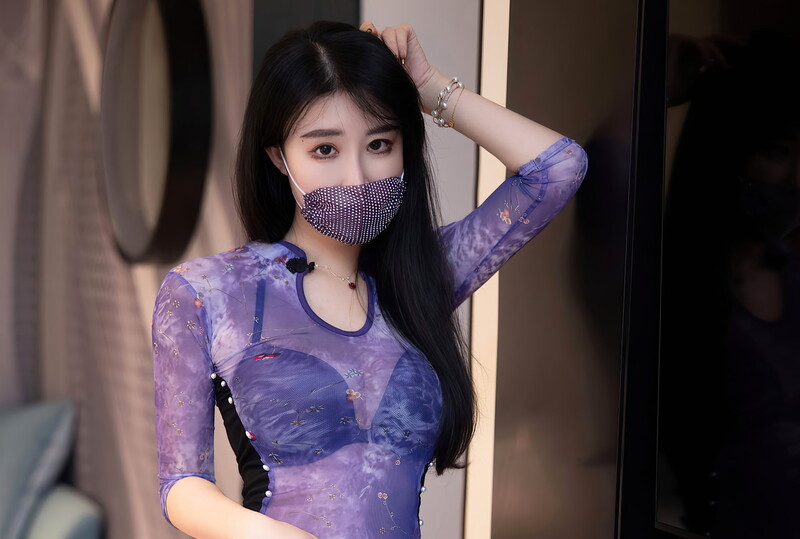 司柠 露点肉丝无内 性格紫色连衣长裙 曼妙身姿梦幻入魂 娇美姿态妩媚欲滴[61P/536M]