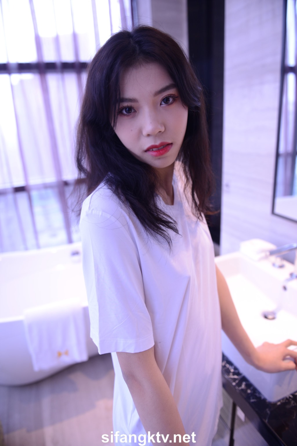 PANS极品反差小姐姐饭团大尺度私拍