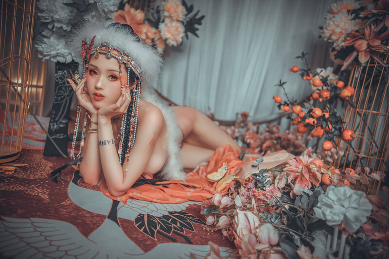 重磅核弹 钛合金TiTi 颜值在线 圆润美胸 一看就想好好舔一顿 1V[74P/1.01G]