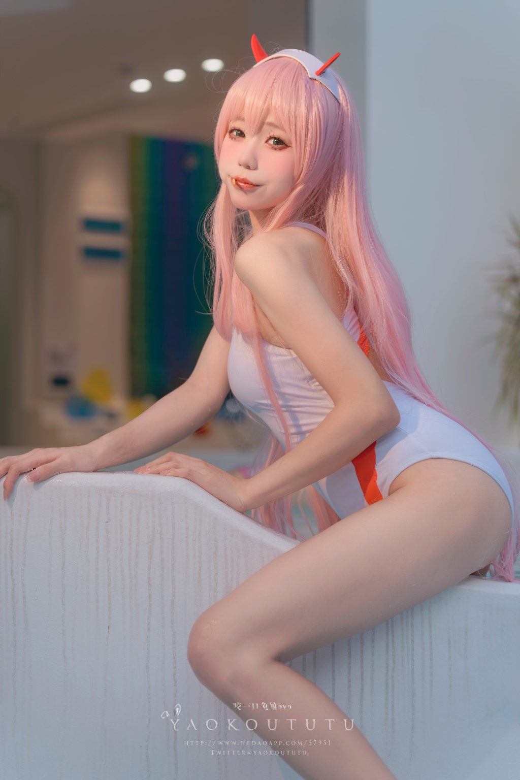 黏黏团子兔 九月订阅『国家队02泳装』