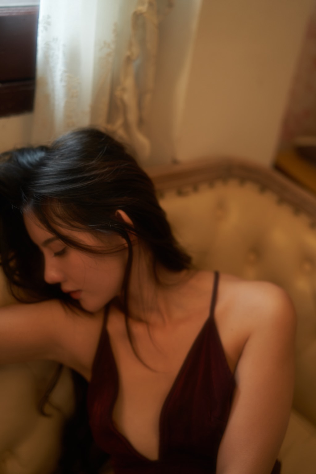 就是阿朱啊 – 唯美性感写真《红日》