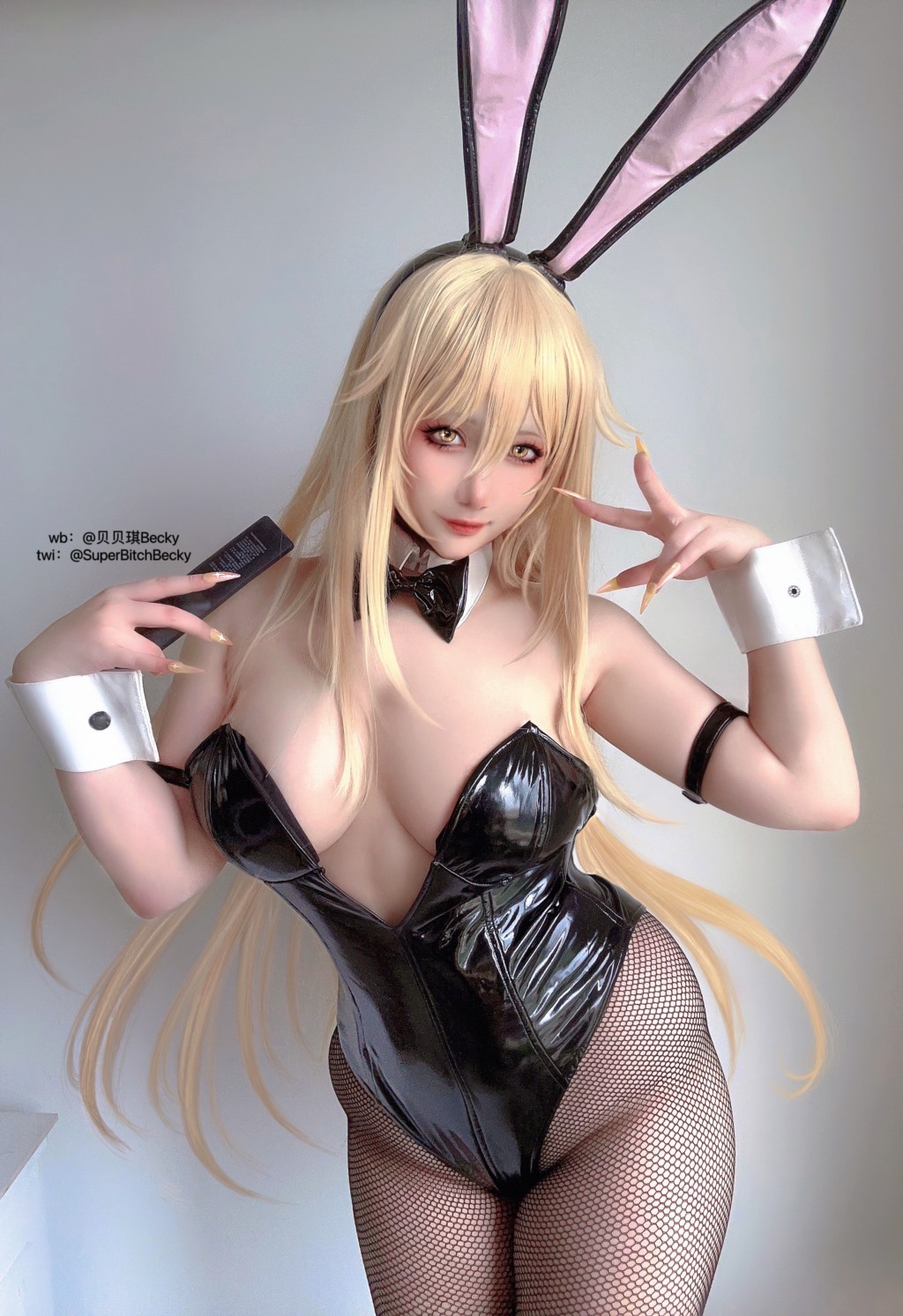 贝贝琪Becky 食蜂操祈兔女郎