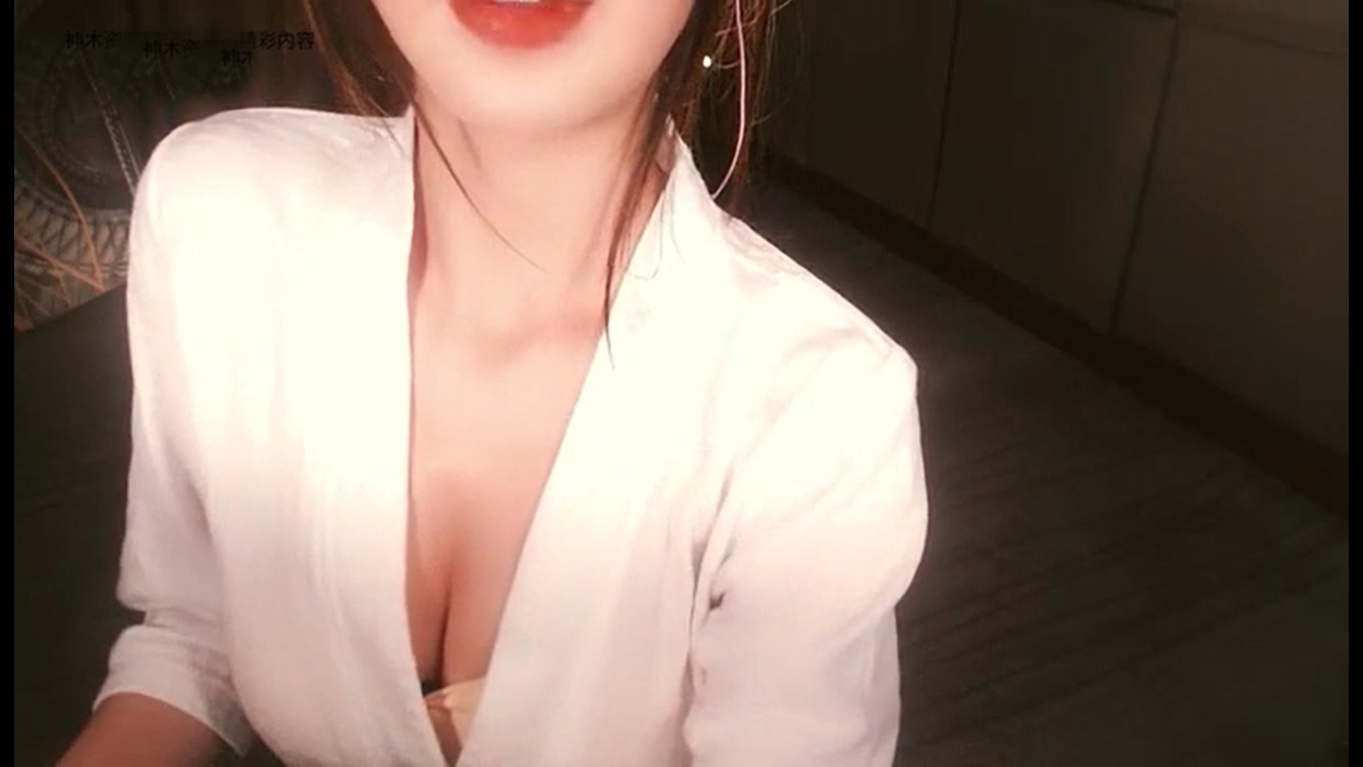 斗鱼左颜玉很下饭+虎牙深情默指导 ASMR 20230108[2V/289M]