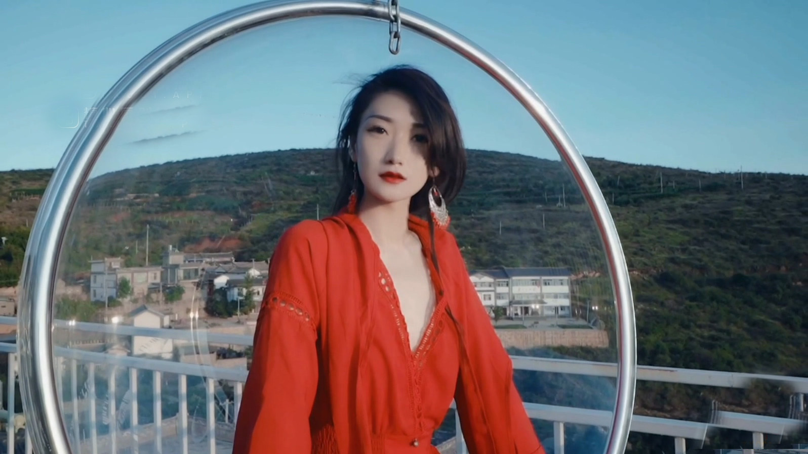 人气女神小江S影 ▌多乙▌风情少女肉体放纵