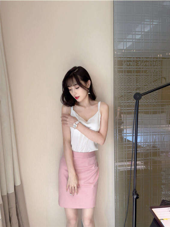 绝美人气女神『林星阑』最新大尺度制服套装花絮