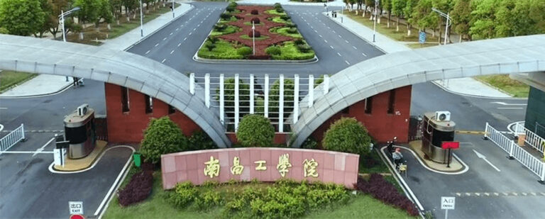 江西南昌工学院校园行凶事件男子被欺骗感情持刀捅伤女子