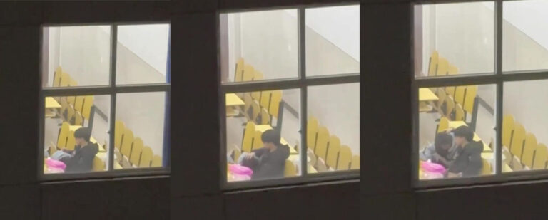 石家庄工程学院自习室惊现在校生情侣野战口交