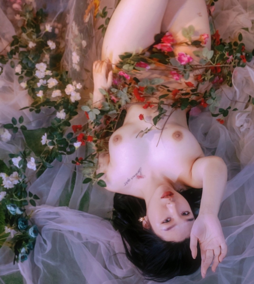 千万粉丝博 eliy教母 订阅福利合集 性爱涩涩视频 超刺激[387P/959M ]