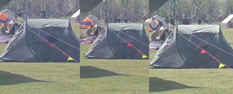 春天到了？大胆情侣公园露营搭帐篷野战看呆路人