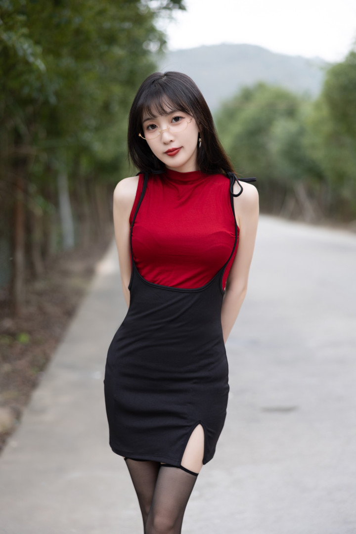 重磅秀人美女林星阑红衣黑丝无码原图+大尺度口交剧情视频【85P-1V-1.08GB】