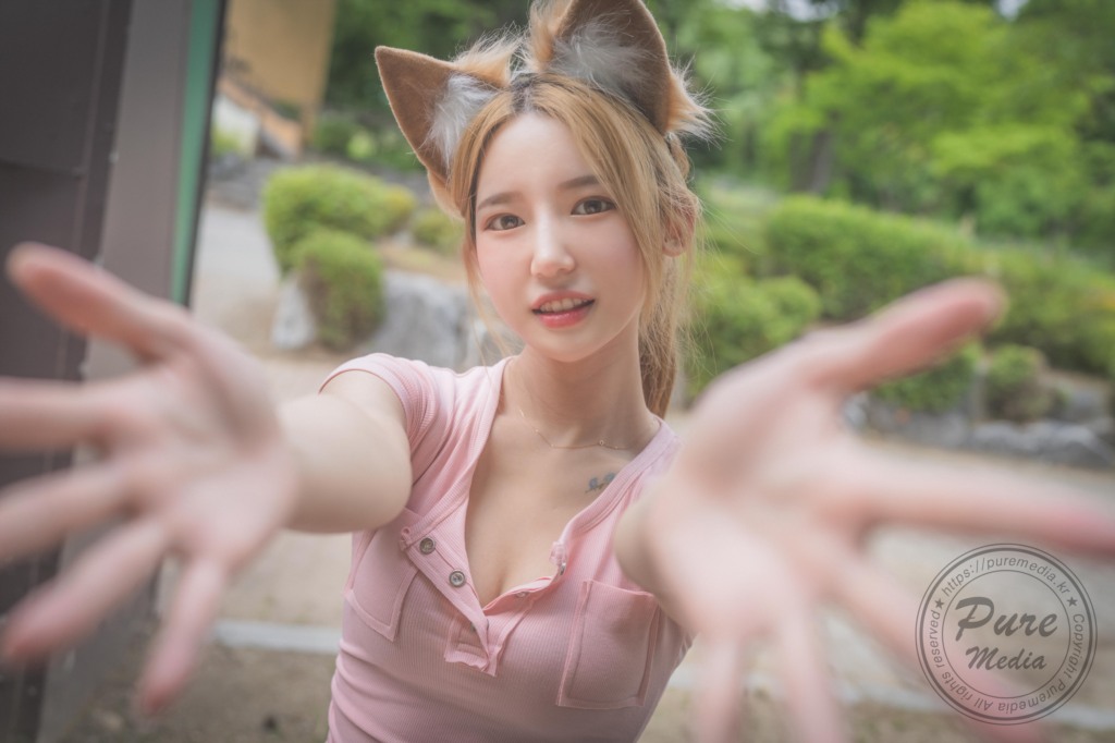 Pure Media Vol.0195 260 YehaStick my tail in the hole